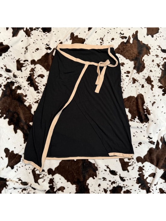 Gianni Bini Dresses & Skirts - Gianni Bini Black Wrap Midi Skirt Beige Trim Tie Waist Size Large